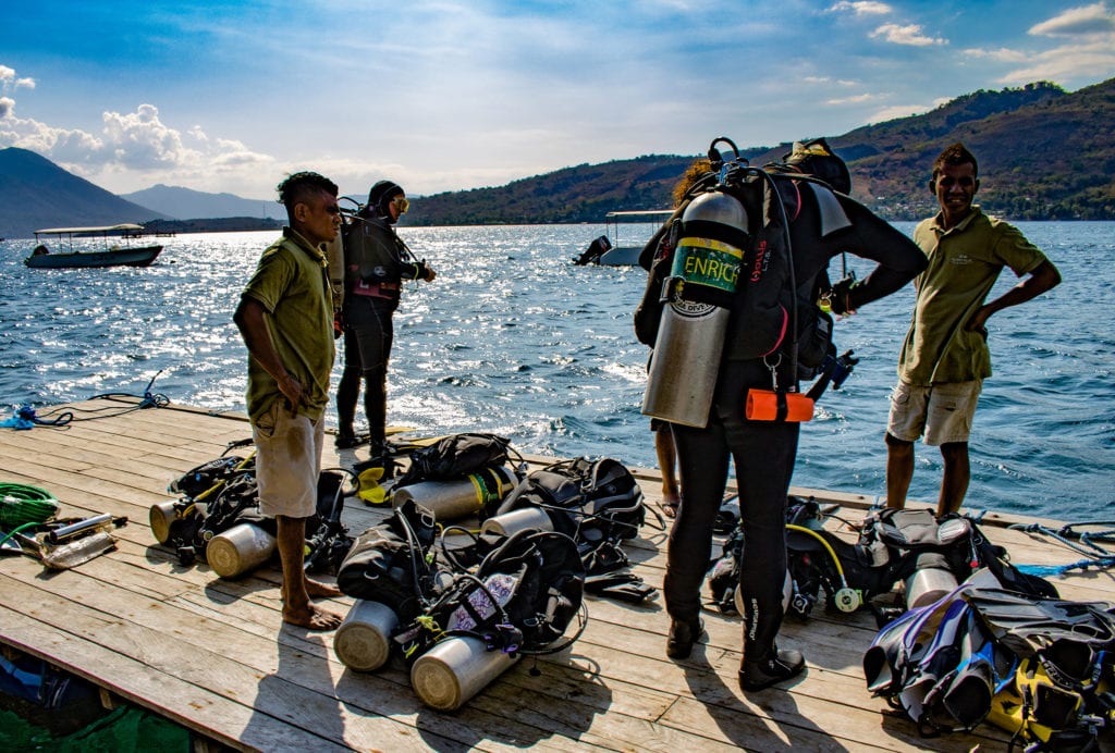House Reef Diving - Alor - Richard Stevens, Black Manta Photography